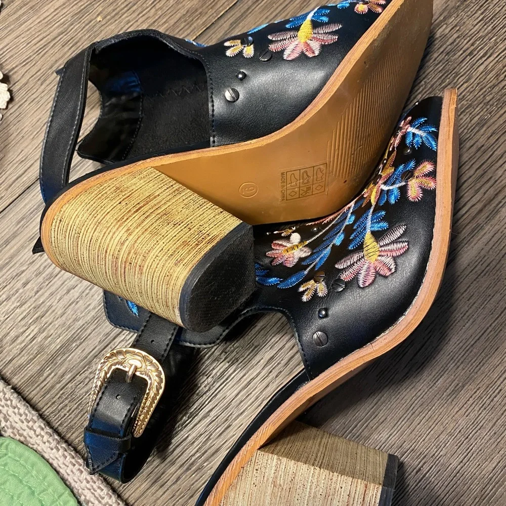 Floral Embroidered Black Ankle Boots - Picture 2 of 6